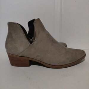 Soda Suede boots women'sSize 10M , used normal in